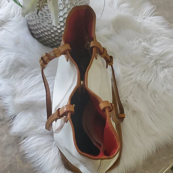 Dooney & Bourke White  and Brown Tote Bag - Picture 13 of 16